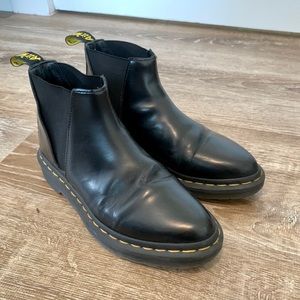 Dr Martens Bianca Chelsea Boots